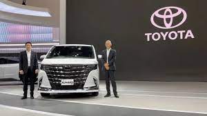 All New Toyota Alphard HEV Melantai di GIIAS 2023, Harganya Rp 1,6 Miliar
